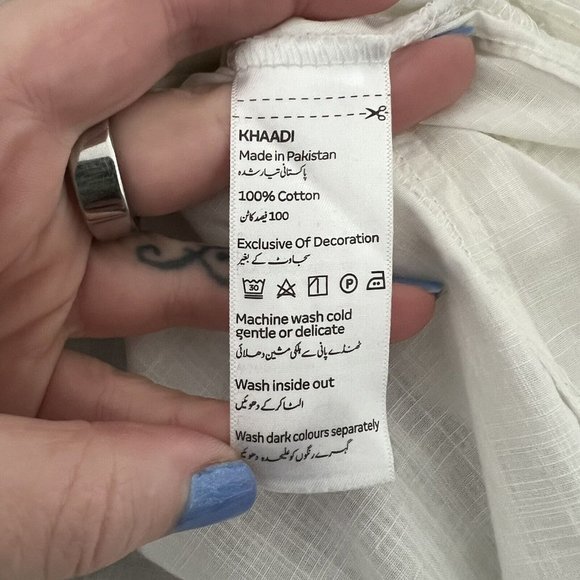 Khaadi Womens Kameez Top Size 8 White Geometric Gold Thread Embroidered Pakistan - Picture 3 of 13